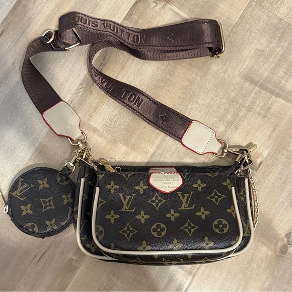 Women’s Brown Crossbody Bag - Picture 2 of 3